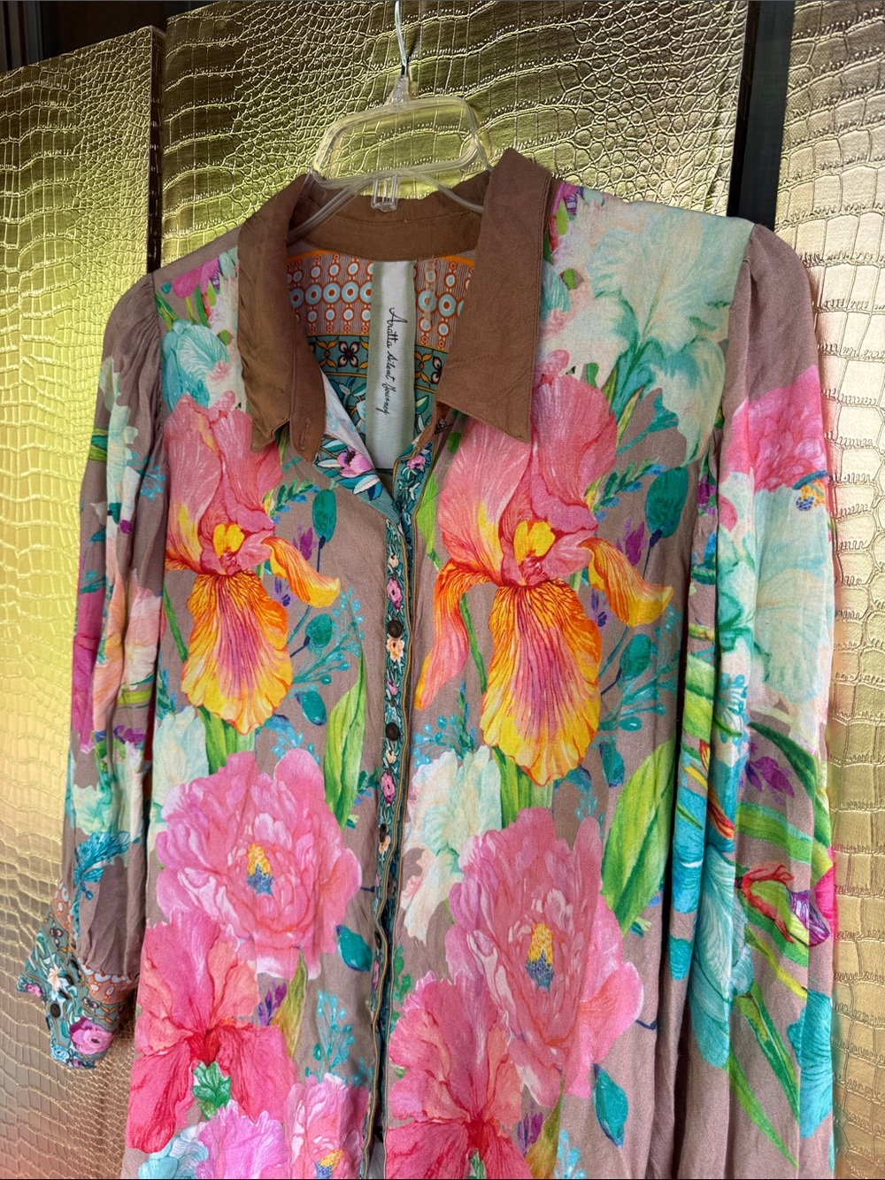 Aratta Multicolor Floral Button-Down Blouse with Brown Collar - Picture 3 of 7